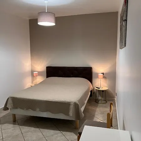 Bed & Breakfast Ljdsg *